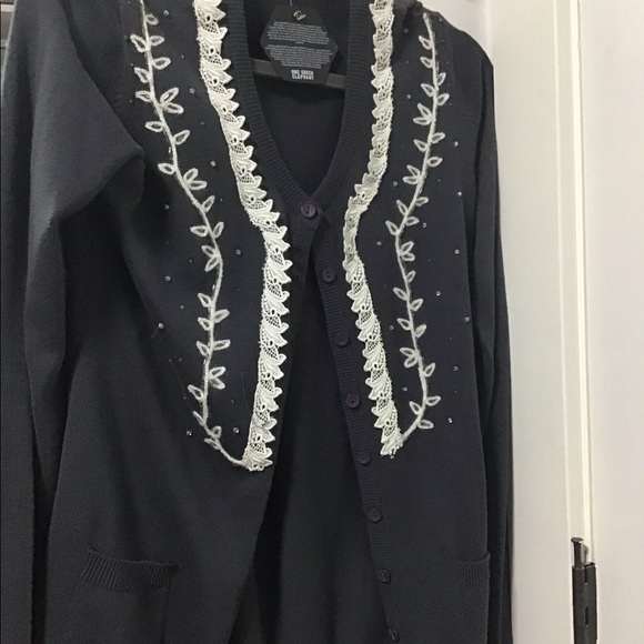 Cute cardigan - Picture 4 of 4